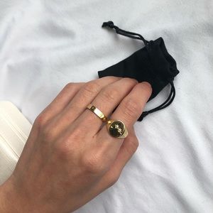 Mejuri Aries zodiac ring size 5